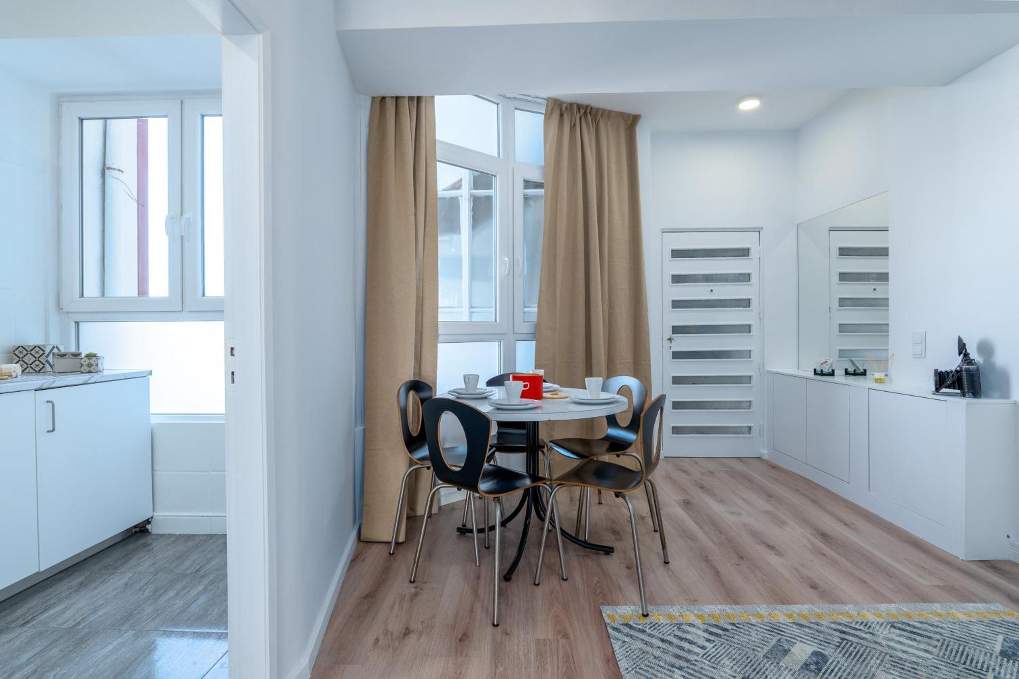 Opo Bolhao Flats By Destiny Houses ปอร์โต ภายนอก รูปภาพ